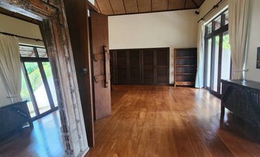 A unique house 3 bed with a private pool for sale in Doi Saket, Chiang Mai