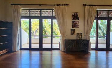 A unique house 3 bed with a private pool for sale in Doi Saket, Chiang Mai