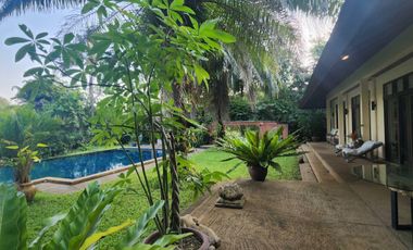 A unique house 3 bed with a private pool for sale in Doi Saket, Chiang Mai