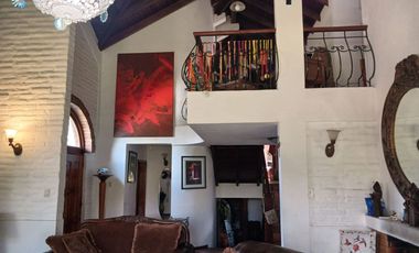 Se Vende Casa 912.35m2 Estilo Rústico en un terreno de Terreno de 2378 m2 en Ponceano Industrial