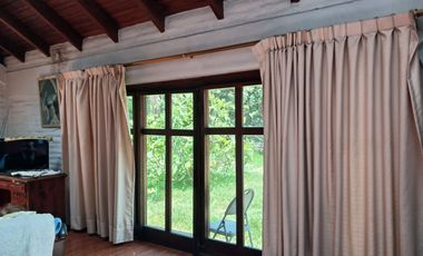 Se Vende Casa 912.35m2 Estilo Rústico en un terreno de Terreno de 2378 m2 en Ponceano Industrial