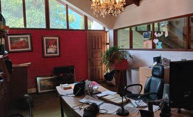 Se Vende Casa 912.35m2 Estilo Rústico en un terreno de Terreno de 2378 m2 en Ponceano Industrial