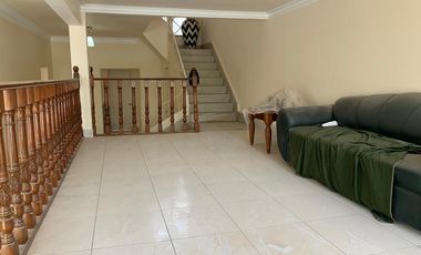 RENTA CASA PARA OFICINAS EN BARRIO DE SANTIAGO