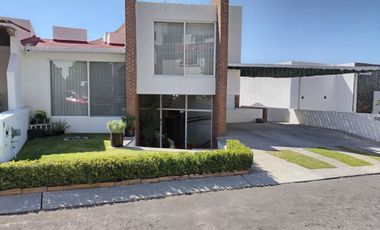 Casa en privada ARBOLEDAS