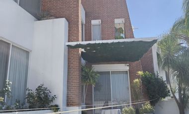 Casa en privada ARBOLEDAS
