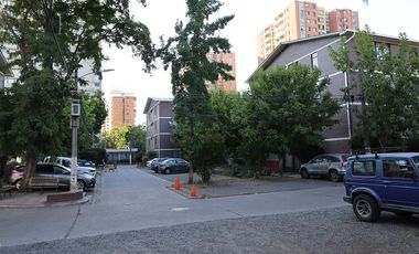 VENTA DEPARTAMENTO MACUL 2300, 3D/2B,