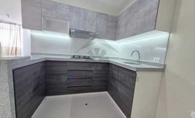 DEPARTAMENTO DE ESTRENO Y FRENTE A PARQUE DENTRO DE CONDOMINIO SOL DE PIMENTEL