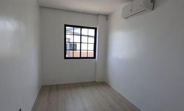 Deparo Caloocan Townhouse for Sale near Puregold SM