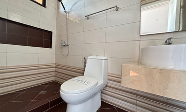 Comfortable Family Living: Spacious Home for Lease in Ayala Alabang Village