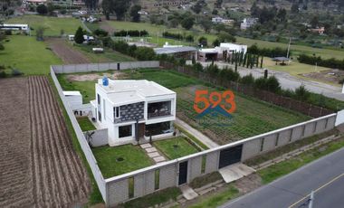 Casa de Venta en Latacunga
