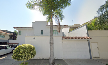 Venta de Casa en Lomas Del Nilo, Guadalajara