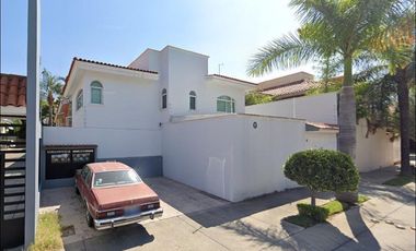 Venta de Casa en Lomas Del Nilo, Guadalajara
