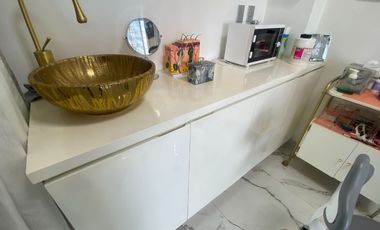 Venta local comercial, en pequeña plaza. Lateral Recta Cholula. Bello Horizonte
