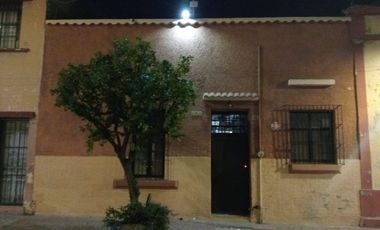 RECAMARA EN CASA INGRESO INDEPENDIENTE   Renta en centro de Guadalajara