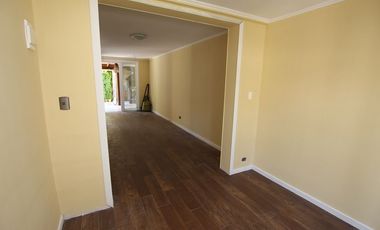 Se Vende Hermosa Casa en Calle Julio Onill, Buin