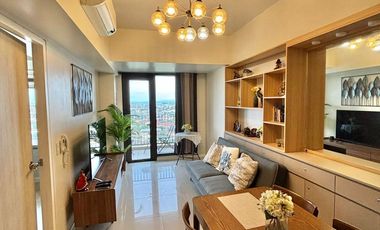 FOR RENT - 1BEDROOM WITH BALCONY FRONT SEAVIEW IN MANDANI BAY, MANDAUE CEBU. INTERIOR DESIGNED UNIT.