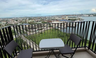 FOR RENT - 1BEDROOM WITH BALCONY FRONT SEAVIEW IN MANDANI BAY, MANDAUE CEBU. INTERIOR DESIGNED UNIT.