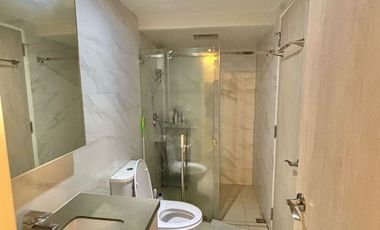 FOR RENT - 1BEDROOM WITH BALCONY FRONT SEAVIEW IN MANDANI BAY, MANDAUE CEBU. INTERIOR DESIGNED UNIT.
