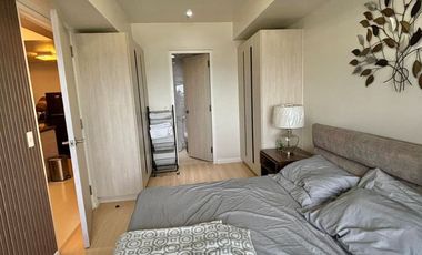 FOR RENT - 1BEDROOM WITH BALCONY FRONT SEAVIEW IN MANDANI BAY, MANDAUE CEBU. INTERIOR DESIGNED UNIT.