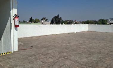 ESPACIO ABIERTO PARA TU NEGOCIO EN BAZAR VALLE DEL SUR, 250 MT2