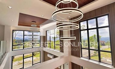 3-STOREY LUXURY HOUSE WITH POOL AT SPLENDIDO, LAUREL, BATANGAS