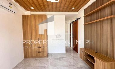3-STOREY LUXURY HOUSE WITH POOL AT SPLENDIDO, LAUREL, BATANGAS