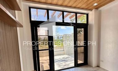 3-STOREY LUXURY HOUSE WITH POOL AT SPLENDIDO, LAUREL, BATANGAS