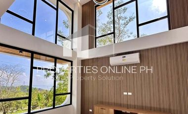 3-STOREY LUXURY HOUSE WITH POOL AT SPLENDIDO, LAUREL, BATANGAS
