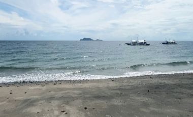 BEACHFRONT APARTMENT FOR SALE!!