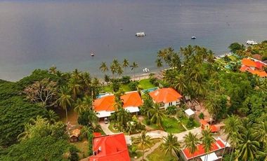 BEACHFRONT APARTMENT FOR SALE!!