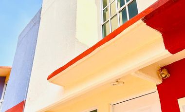 CASA EN VENTA CREDITO INFONAVIT EN FUENTES DE SAN JOSE NICOLAS ROMERO JUNTO A ATIZAPAN DE ZARAGOZA EN PRIVADA