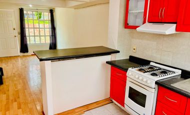 CASA EN VENTA NICOLAS ROMERO ATIZAPAN DE ZARAGOZA FUENTES DE SAN JOSE CREDITO INFONAVIT EN PRIVADA TRES RECAMARAS