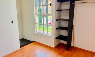 CASA EN VENTA NICOLAS ROMERO ATIZAPAN DE ZARAGOZA FUENTES DE SAN JOSE CREDITO INFONAVIT EN PRIVADA TRES RECAMARAS