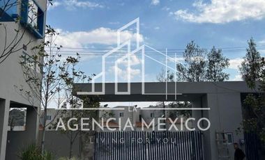 Renta Townhouse Bosque Esmeralda