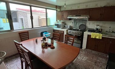 CASA EN VENTA EN URUAPAN MICHOACAN A MEDIA CUADRA DE PARQUE NACIONAL