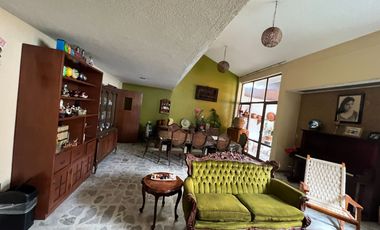 CASA EN VENTA EN URUAPAN MICHOACAN A MEDIA CUADRA DE PARQUE NACIONAL