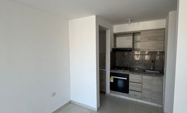 Apartamento de alcobas con parqueadero