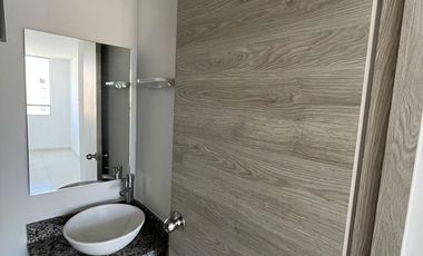 Apartamento de alcobas con parqueadero