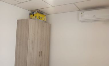 Casa de alquiler en la Urbanización La Joya, ave León Febres Cordero.