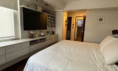 VENDO TRIPLEX 342M2 + 2 ESTACIONAMIENTOS EN URB. VALLE HERMOSO / SANTIAGO DE SURCO
