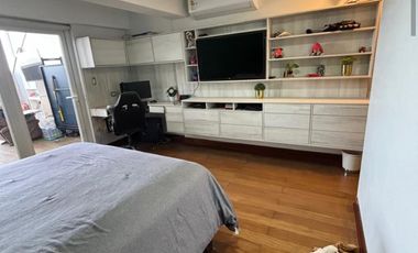 VENDO TRIPLEX 342M2 + 2 ESTACIONAMIENTOS EN URB. VALLE HERMOSO / SANTIAGO DE SURCO
