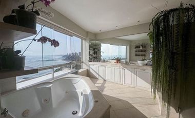 HERMOSO PENTHOUSE EN MALECÓN PAUL HARRIS - BARRANCO