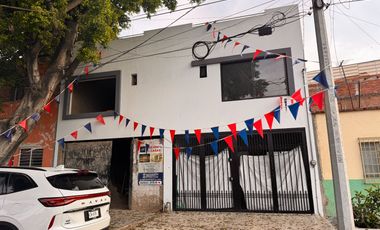 Última casa en venta a espaldas Forum Tlaquepaque, Roof Garden, 3 recámaras