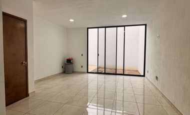Última casa en venta a espaldas Forum Tlaquepaque, Roof Garden, 3 recámaras