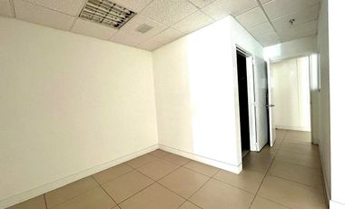 LOCAL COMERCIAL EN ARRIENDO SECTOR CHICO EDIFICIO PIJAO BOGOTA CUNDINAMARCA