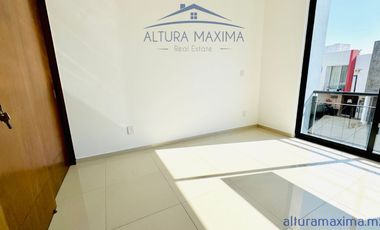 Casa en Venta Condominio en Lomas de Zapopan Punta Norte