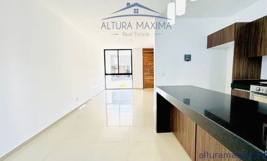 Casa en Venta Condominio en Lomas de Zapopan Punta Norte
