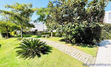 Casa en Venta Condominio en Lomas de Zapopan Punta Norte
