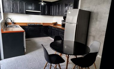 Casa con oficina integrada, zona privilegiada