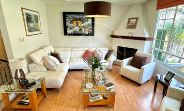 hermosa casa con jardín plano y salón de juegos en Club de golf Chiluca